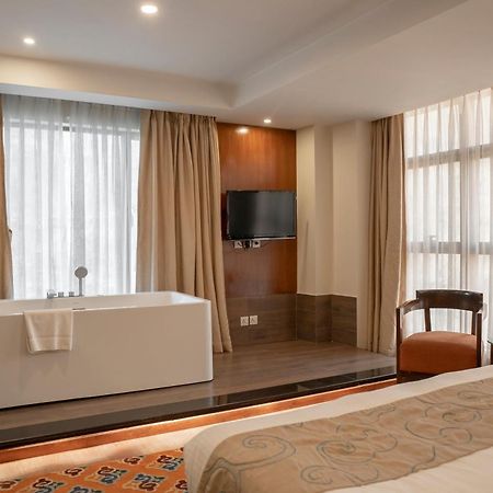 קטמנדו Hotel Shambala מראה חיצוני תמונה