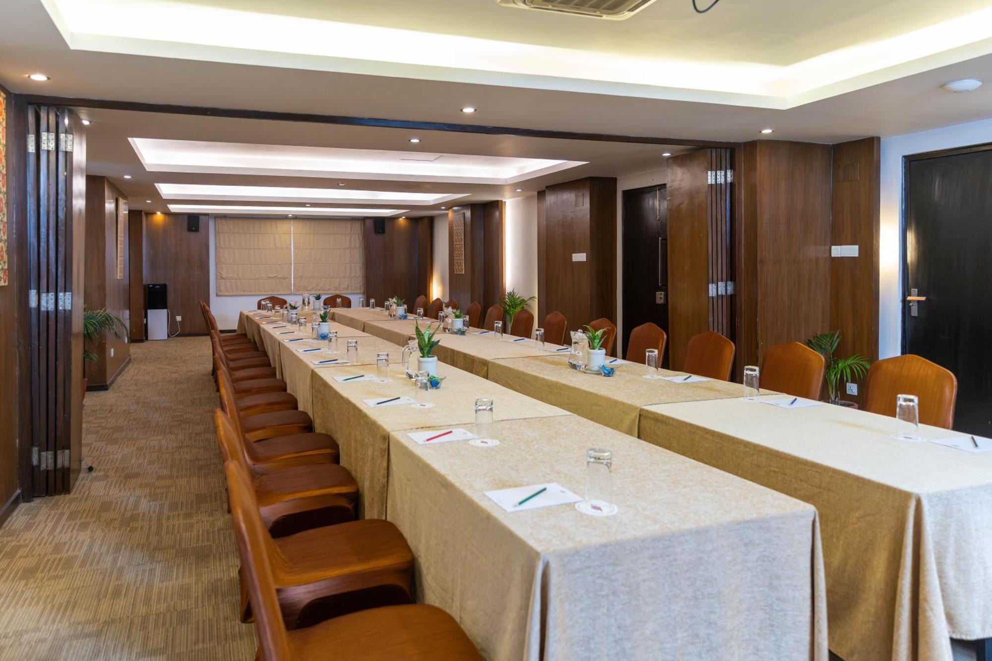 קטמנדו Hotel Shambala מראה חיצוני תמונה